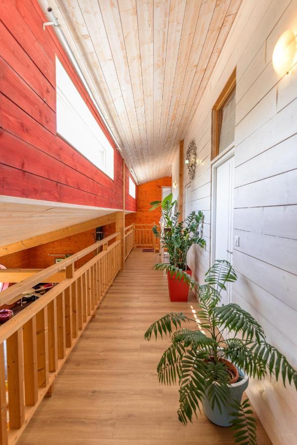 Chambre D'Hotes Neptune Wood Arzens Exterior photo